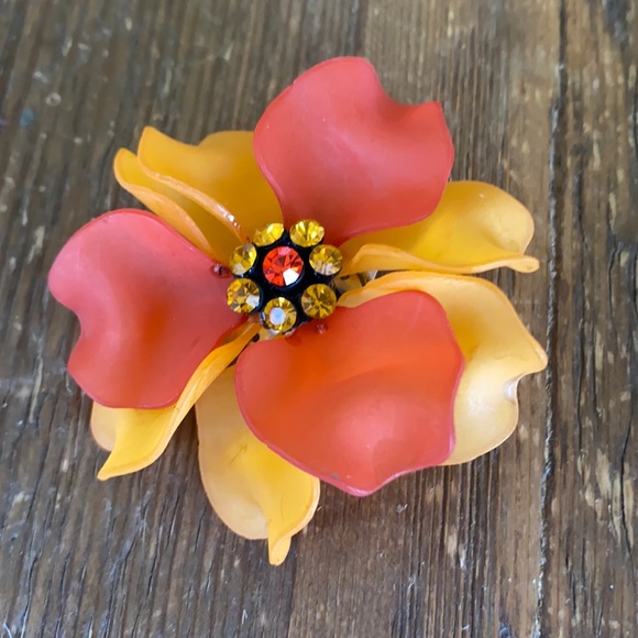So Good Jewelry Orange Yellow Hair Clip - Picture 1 of 3